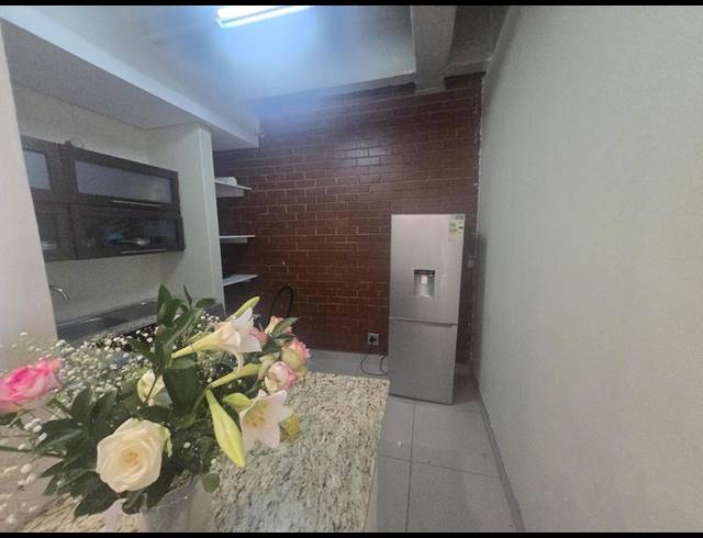 1 BEDROOM PROPERTY TO RENT IN BRAAMFONTEIN